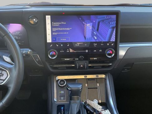 Used 2024 Lexus GX 550 w/ Accessory Package (Z1) AWD/4WD image 7