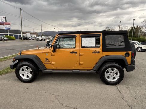 Used 2014 Jeep Wrangler Unlimited Sport w/ Quick Order Package 24S image 3
