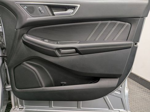 Used 2022 Ford Edge ST w/ Equipment Group 401A image 28