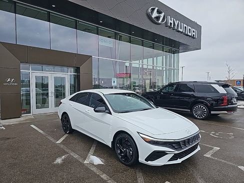 New 2026 Hyundai Elantra Sport FWD image 7