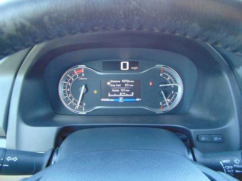 Used 2017 Honda Pilot EX image 16