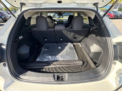 Certified 2024 Subaru Crosstrek 2.0i AWD/4WD image 17