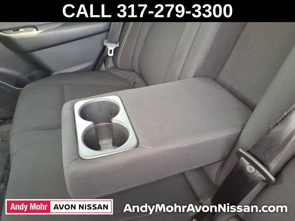 Used 2024 Nissan Rogue S AWD/4WD image 39