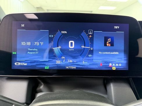 Used 2024 Chevrolet Equinox EV RS FWD image 41