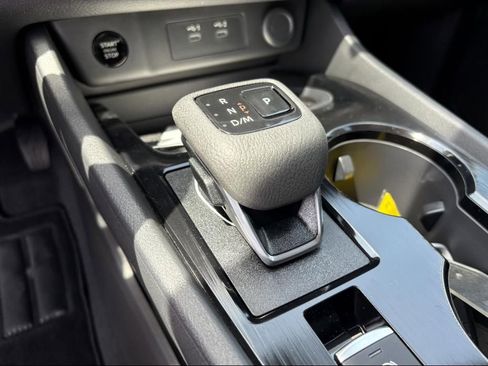 New 2026 Nissan Rogue S image 24