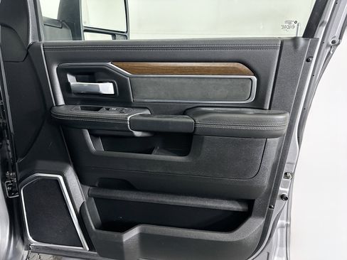 Used 2024 RAM 2500 Laramie w/ Safety Group image 33