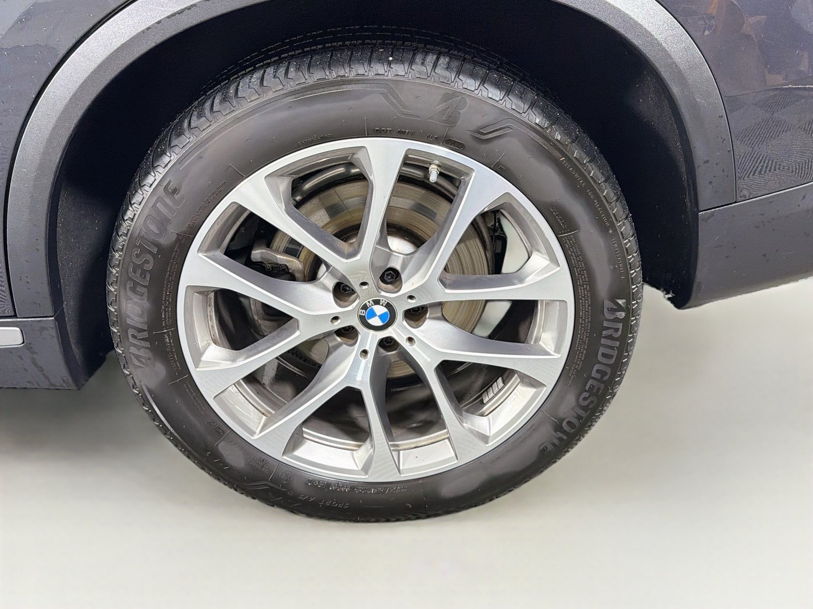 Used 2022 BMW X5 xDrive40i w/ Premium Package AWD/4WD image 34