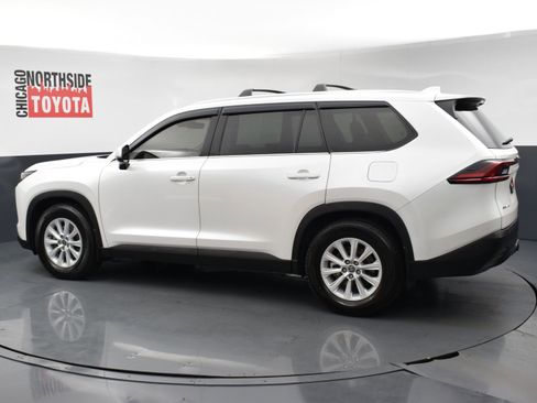 Used 2025 Toyota Grand Highlander AWD Hybrid image 2