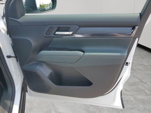 New 2026 GMC Terrain AT4 w/ Technology Package II image 13