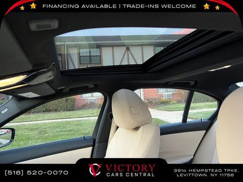 Used 2019 BMW 330i xDrive Sedan w/ Convenience Package image 22