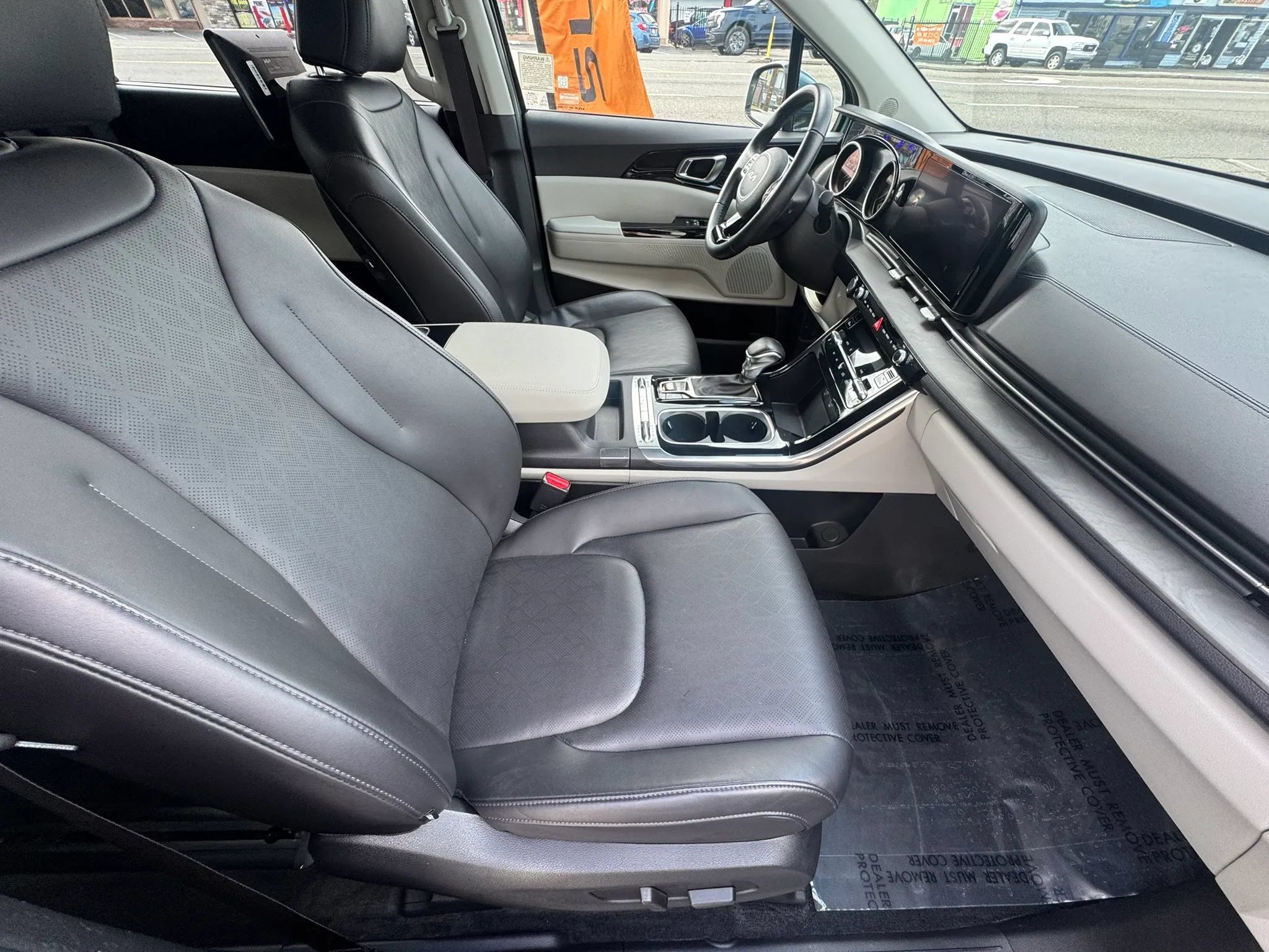 Used 2022 Kia Carnival SX FWD image 13