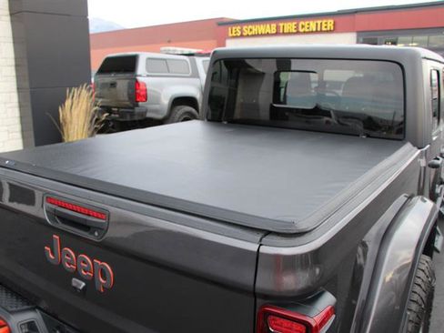 Used 2021 Jeep Gladiator Mojave image 23