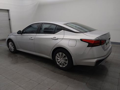 Used 2022 Nissan Altima 2.5 S FWD image 3