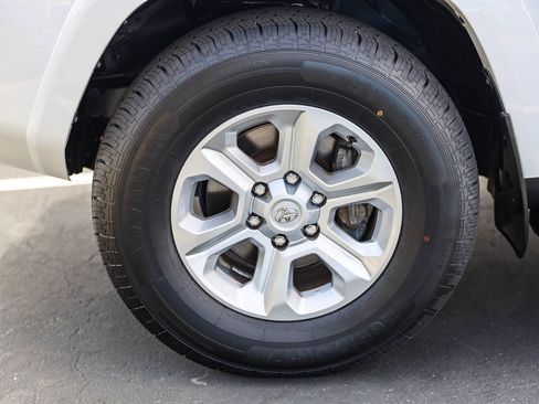 Certified 2023 Toyota 4Runner SR5 RWD image 9