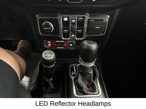 Used 2020 Jeep Wrangler Unlimited Rubicon AWD/4WD image 46