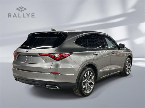 Used 2023 Acura MDX SH-AWD w/ Technology Package image 3