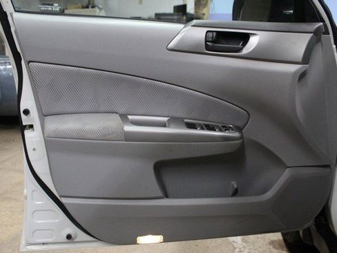 Used 2010 Subaru Forester 2.5X image 15
