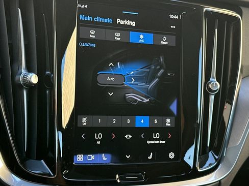 Used 2023 Volvo S60 T8 Core image 22