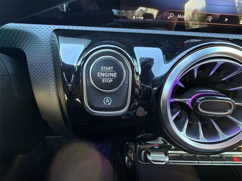 Used 2023 Mercedes-Benz CLA 250 image 35