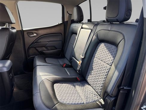 Used 2016 Chevrolet Colorado Z71 image 15