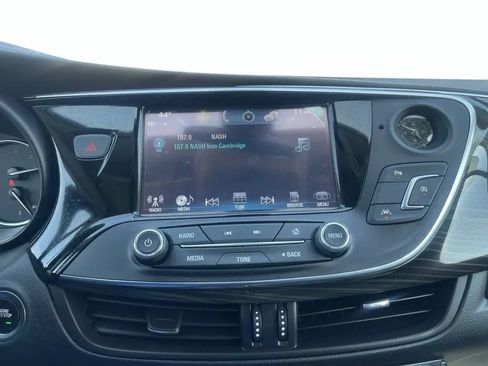 Used 2020 Buick Envision Premium AWD/4WD image 14
