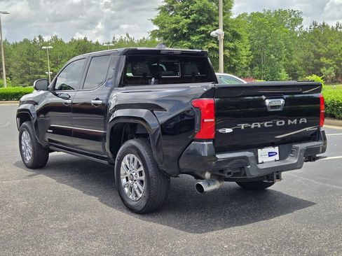 Used 2024 Toyota Tacoma Limited AWD/4WD image 7