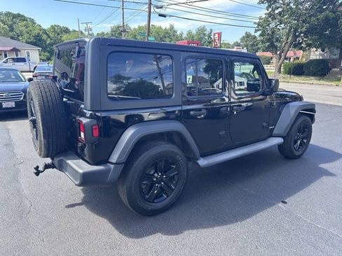 Used 2020 Jeep Wrangler Unlimited Sport AWD/4WD image 5
