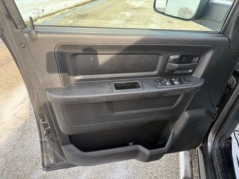 Used 2020 RAM 2500 Tradesman image 16