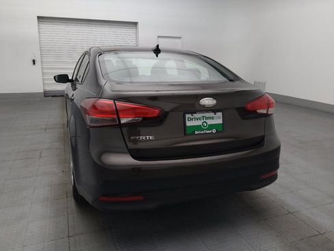 Used 2018 Kia Forte LX FWD image 6