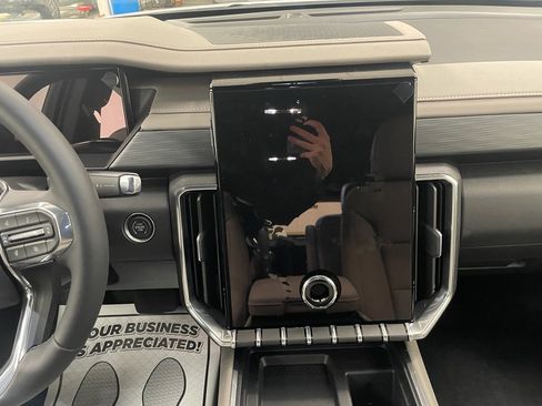 New 2026 GMC Acadia Elevation w/ Black Edition image 9