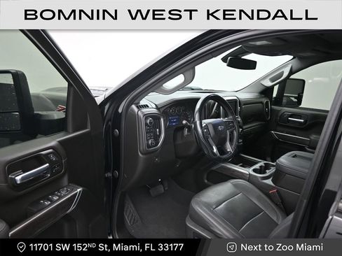 Used 2022 Chevrolet Silverado 2500 LTZ w/ LTZ Plus Package image 10