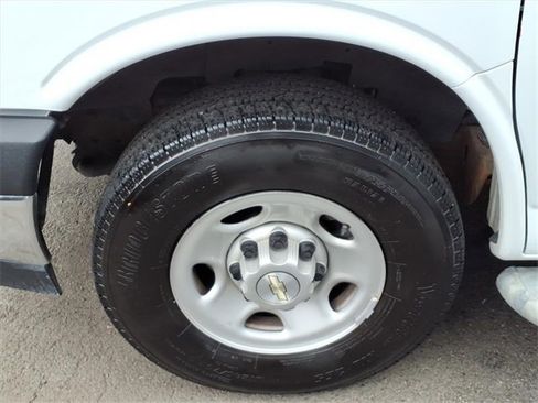 Certified 2023 Chevrolet Express 2500 w/ Driver Convenience Package image 8