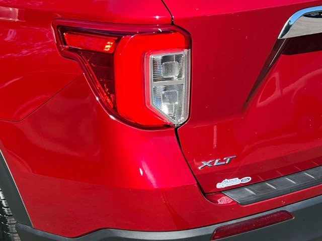 Certified 2023 Ford Explorer XLT w/ Equipment Group 202A AWD/4WD image 10
