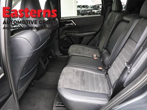 Used 2025 Mitsubishi Outlander SE AWD/4WD image 20