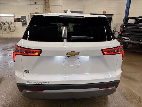 New 2026 Chevrolet Equinox LT w/ Safety and Technology Package AWD/4WD image 5