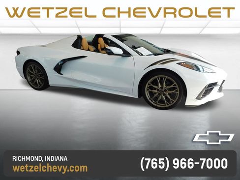 Used 2024 Chevrolet Corvette Stingray Premium Conv RWD image 2