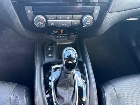 Used 2020 Nissan Rogue SL AWD/4WD image 7