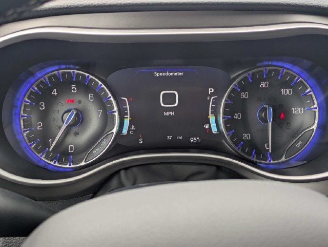 New 2027 Chrysler Pacifica Select FWD image 35