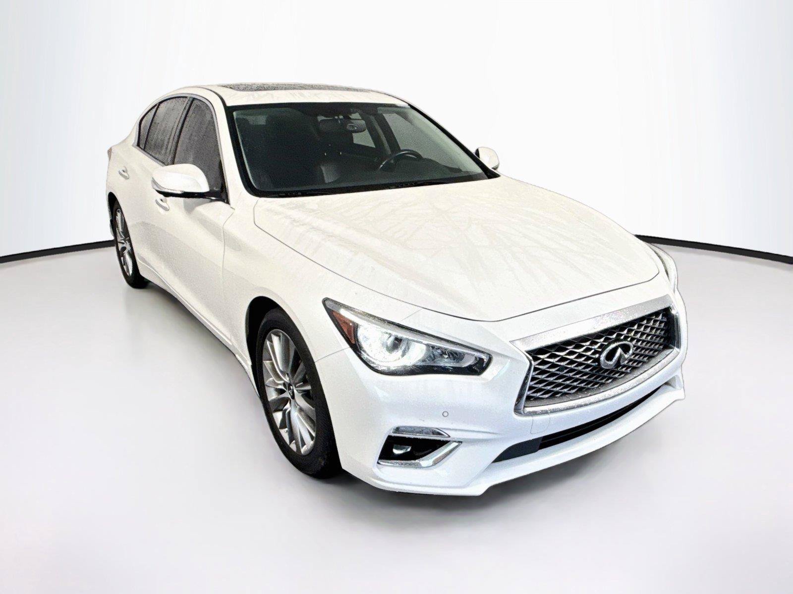 Used 2022 INFINITI Q50 Luxe w/ Cargo Package RWD image 8