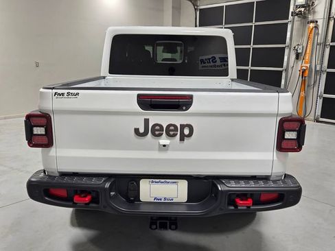 New 2026 Jeep Gladiator Rubicon AWD/4WD image 9