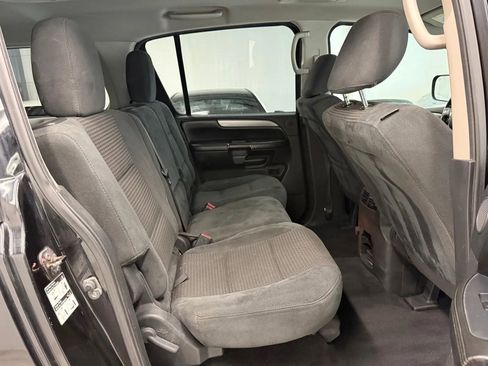 Used 2014 Nissan Armada SV image 27