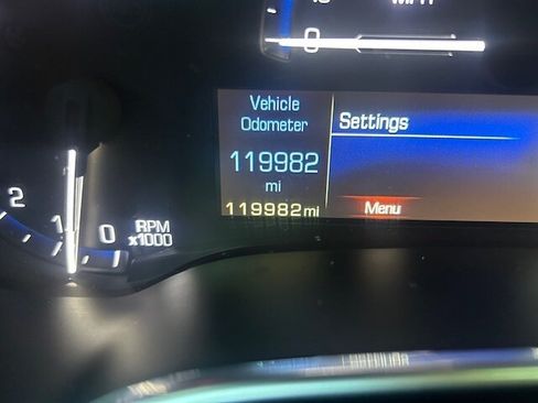 Used 2016 Cadillac SRX Luxury w/ Driver Awareness Package FWD image 12