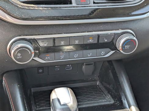 Used 2023 Nissan Altima 2.5 SR w/ SR Premium Package image 29