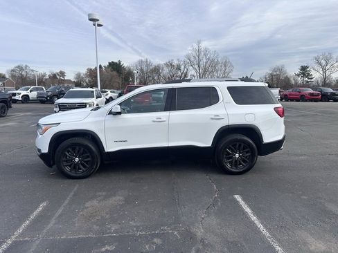Used 2019 GMC Acadia SLT image 2