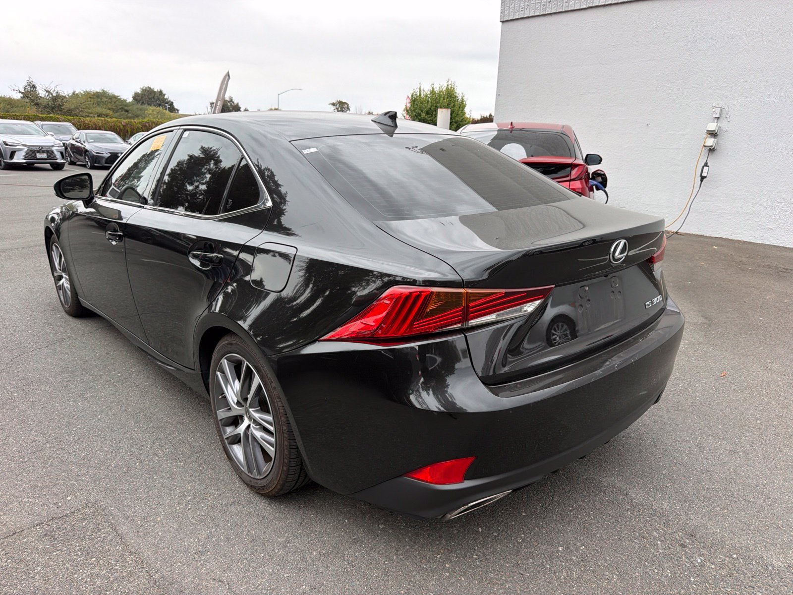 Used 2019 Lexus IS 300 w/ Accessory Package RWD image 4
