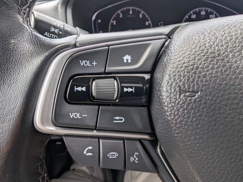 Used 2018 Honda Accord Touring image 26
