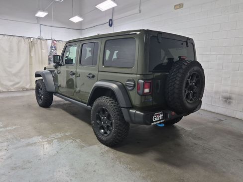 Used 2023 Jeep Wrangler Unlimited AWD/4WD image 9
