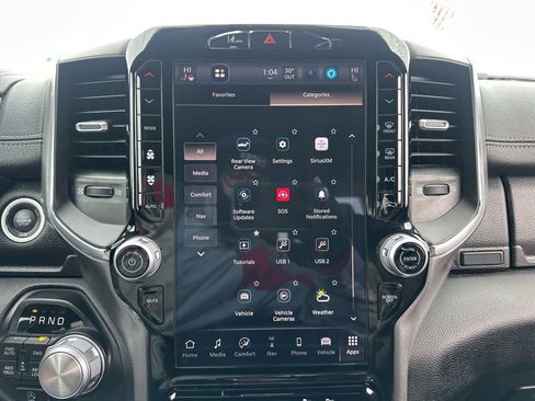 Used 2025 RAM 1500 Laramie image 38