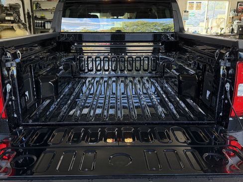 New 2025 Ford Maverick XLT image 30