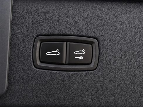 Used 2021 Porsche Cayenne S AWD/4WD image 19